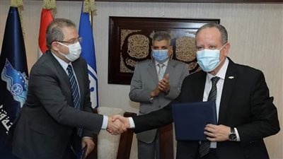 بروتوكول تعاون بين قناة السويس وهيئة التأمين الصحي الشامل بالإسماعيلية