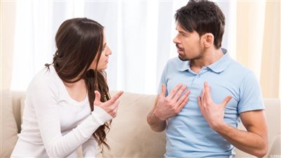  لا تستخدموا النصوص الشرعية لتبرئة أنفسكم عند الخلاف.. دار الإفتاء تنصح الزوجين بحسن العشرة 