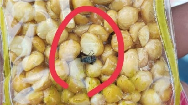 احتواء عبوات من حلوى