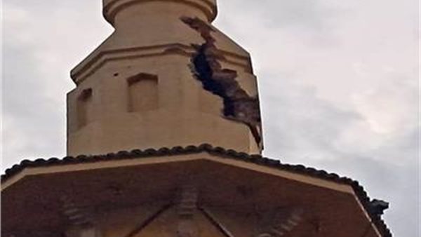 تصدعات المئذنة 