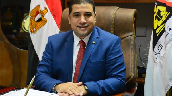 الدكتور عاشور عمري