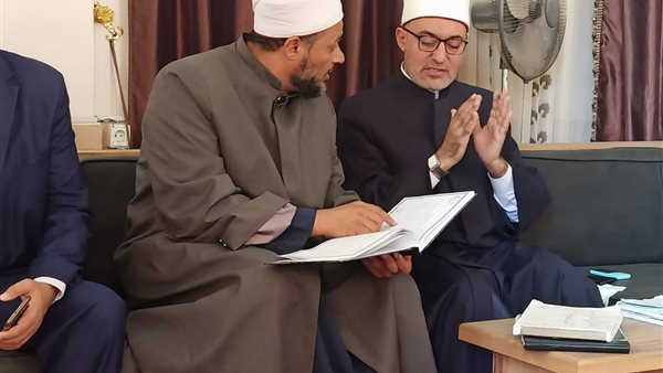 الدكتور نظير عيّاد