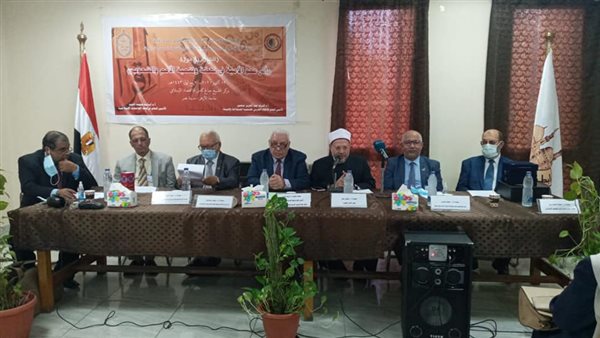 الدكتور شوقي علام