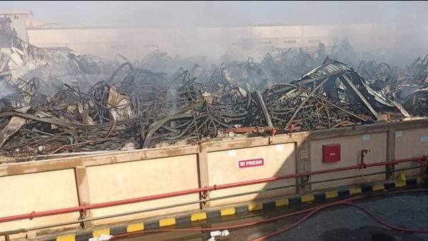 آثار حريق مصنع الهلال