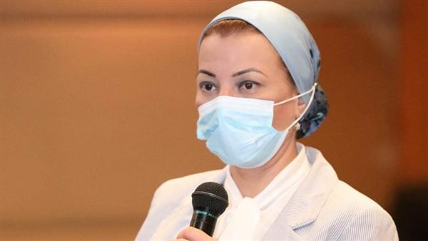 وزيرة البيئة