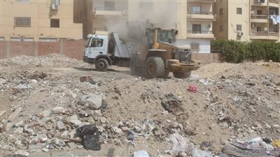 الحبس وغرامة 100 ألف جنيه.. عقوبة إلقاء المخلفات في الشوارع 