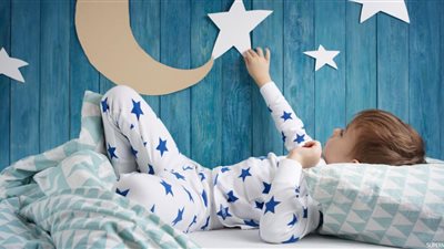علاج قلة النوم عند الأطفال بطرق عملية دون أدوية