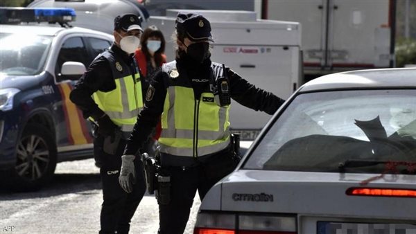 أفراد من الشرطة الإسبانية