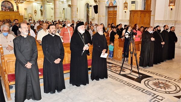  الأنبا باسيليوس