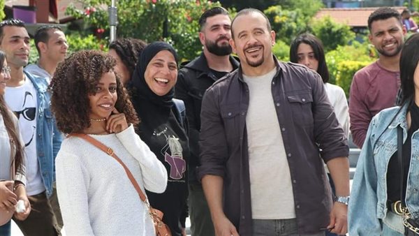 الفنان هشام عباس 