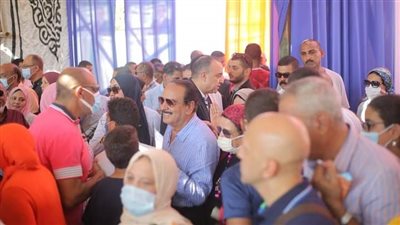 إقبال كبير على انتخابات نادي الشمس | صور