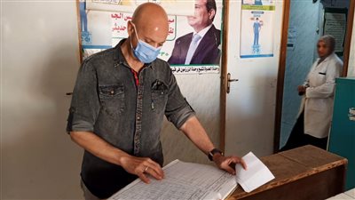 إخلاء طرف فريق تطعيم المواطنين بلقاح كورونا في الشرقية لتغيبهم عن العمل | صور