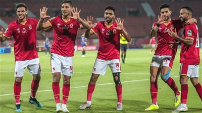 موسيماني يهدد ثلاثي الأهلي بالاستبعاد من المباريات