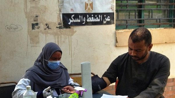 قافلة طبية بأسوان