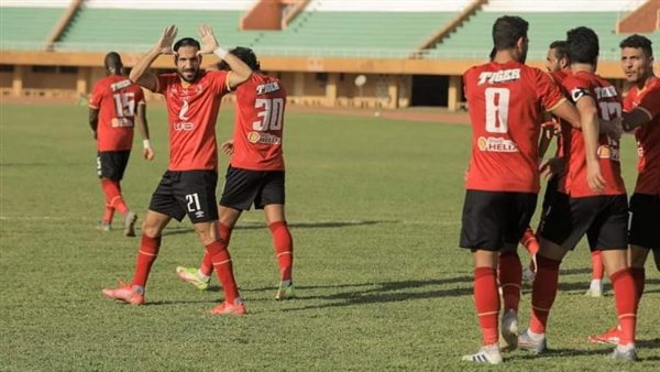 احتفال لاعبو الأهلي