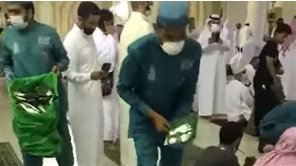 إزالة ملصقات التباعد