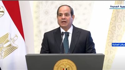السيسي: الرسول الكريم أخرج الأمة من الظلمات إلى النور وغيّر وجه الدنيا