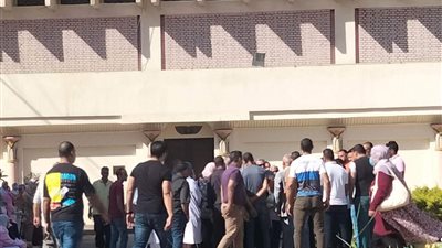 بعد 10 أيام من الوقفات الاحتجاجية.. تفاصيل تجميد العمل بشركة سيد للأدوية | صور