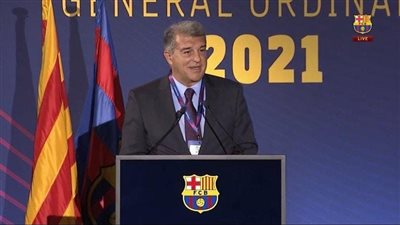 لابورتا: عودة ميسي وإنييستا محتملة