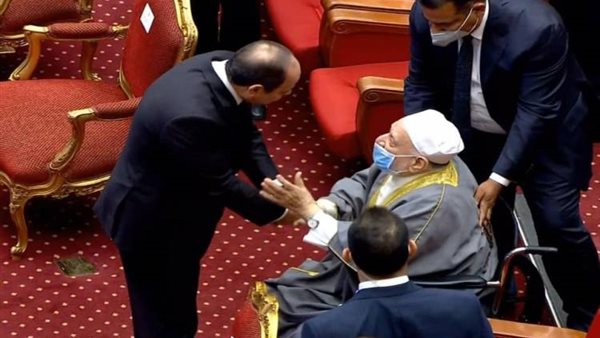 الدكتور أحمد عمر