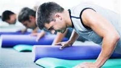 عدم اتباع نظام غذائي سليم والكافيين.. أسباب الصداع والدوار أثناء التمارين الرياضية