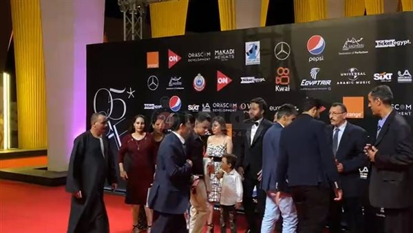 أسرة فيلم ريش