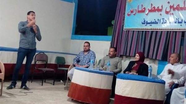 جانب من الندوة