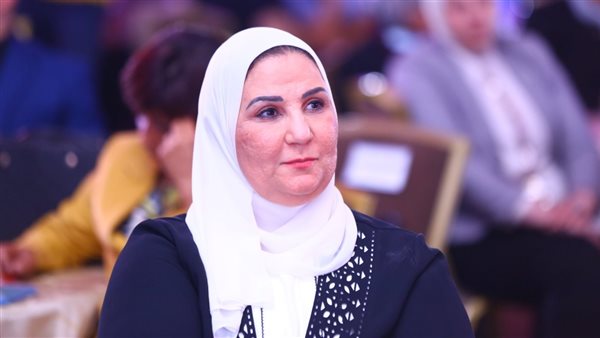 نيفين القباج وزيرة