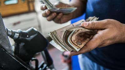 اسعار البنزين فى مصر والزيادة المتوقعة بعد اعلان ساعة الصفر لرفع اسعار المواد البترولية