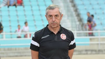 جريس وأبياه يفرضان السرية قبل مواجهة تونس وغانا