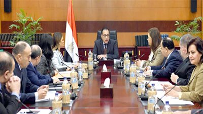 رئيس الوزراء يُشيد بانخفاض معدلات التضخم لـ8.9%.. ووزير التموين: أسعار السلع الأساسية لن ترتفع