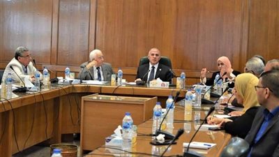 تطوير وتأهيل الترع والمصارف.. “الري”: خطة عاجلة لمواجهة العجز في الموارد المائية