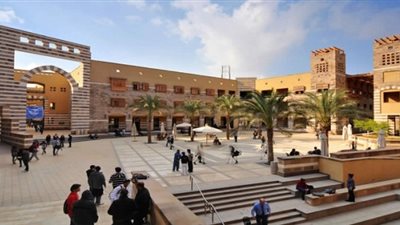 4 آلاف مشارك يناقشون 13 موضوعًا خلال 100 ورشة تدريبية في النسخة السابعة من قمة التواصل الاجتماعي