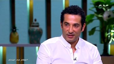 هكذا علق عمرو سعد على فوز الجزائر على نيجيريا بطريقة ساخرة (صورة)