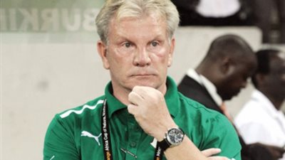 رسميا.. إقالة بول بوت من تدريب غينيا