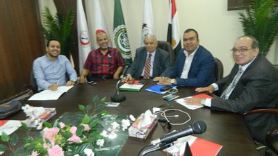 بسبب شركات الأدوية.. “البيطريين” تصعد ضد وزارة الصحة بسبب بوكسات المصانع