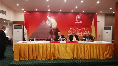 هشام زعزوع: “عائد السياحة في مصر عام 2010 كان 3 أضعاف إيرادات قناة السويس” (صورة)