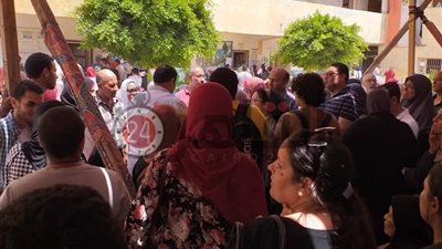 إقبال شديد على لجان تظلمات الثانوية العامة لليوم الثالث على التوالي (صور)