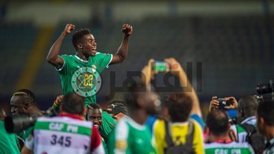 مدرب السنغال: ماني لا يفكر في الحذاء الذهبي بل يفكر في اللقب