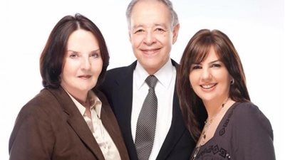 وفاة زوجة الكاتب الصحفي إبراهيم سعدة غرقًا في الساحل الشمالي