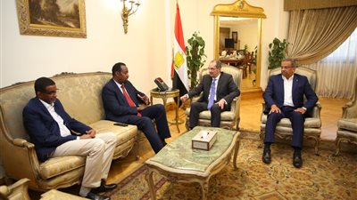 المدير العام للاتحاد البريدي العالمي يقترح تدشين منصة للتجارة الالكترونية في إفريقيا