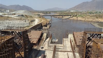 بعد زيارة وزير الخارجية الإثيوبي.. مصدر مسئول يعلق على استئناف مفاوضات سد النهضة