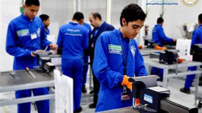 “التعليم”: مدارس التكنولوجيا التطبيقية تقبل الطلاب من سن 15 عام (فيديو)