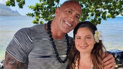 تعرف على سبب تواجد ريا أبي راشد مع النجم العالمي the rock