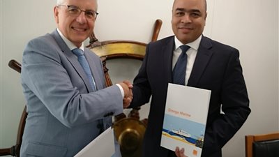 فايبر مصر تتعاون مع “اورانج مارين” و”المصرية للاتصالات” في مجال الكابلات البحرية