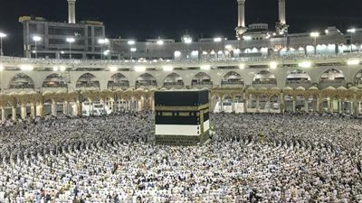 بدء توافد حجاج بيت الله الحرام إلى مكة المكرمة