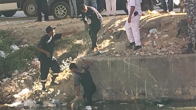 انتشال جثة طفل من بين القمامة في ترعة المريوطية (صور)