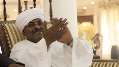 أمريكا تمنع رئيس المخابرات السودانية السابق من دخول أراضيها لتورطه في قضايا فساد