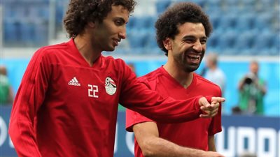 محمد صلاح يكشف ما حدث في كواليس معسكر المنتخب بشأن أزمة عمرو وردة (فيديو)