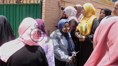 تسريب امتحان الدور الثاني للثانوية العامة في مادة الأحياء (صور)